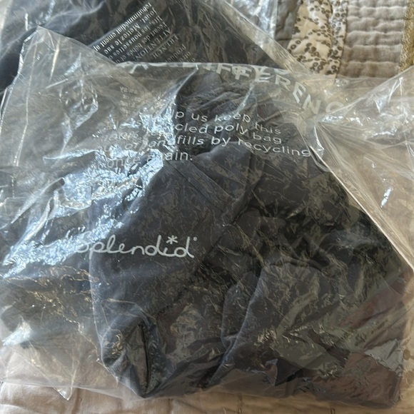 Splendid Giada Sandwash Tee Ink XS - Picture 7 of 7
